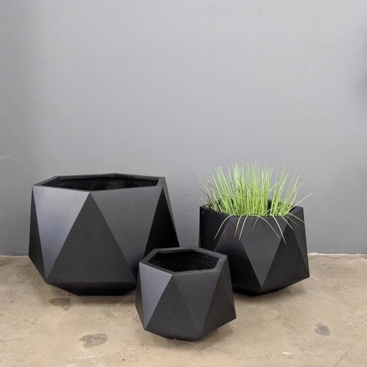 Outdoor lightweight pot