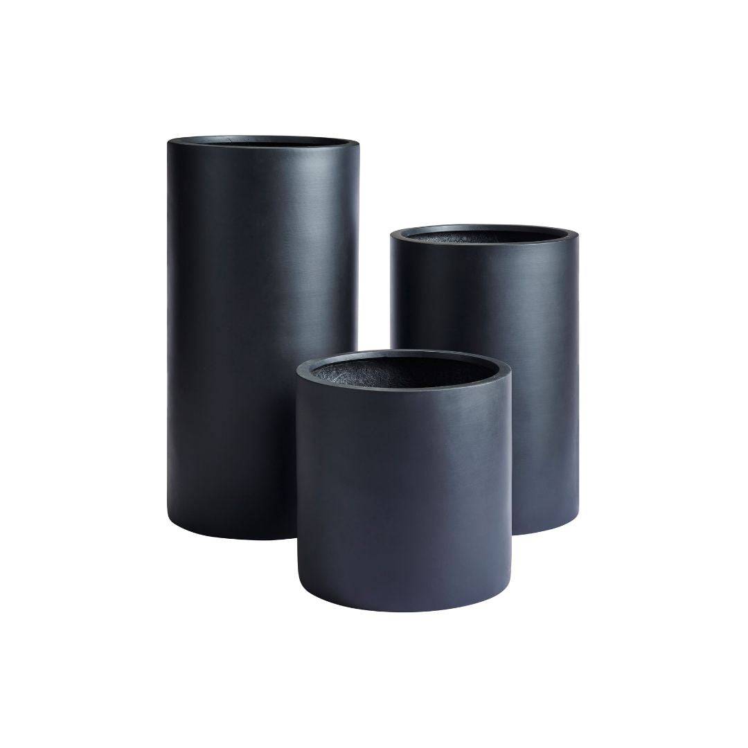pillar-like planters in black