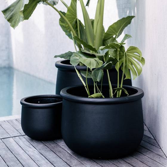 Lightweight balcony planter